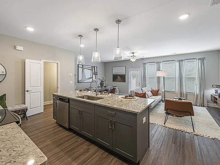 Tessa Barrow Crossing Townhomes — Photo 13