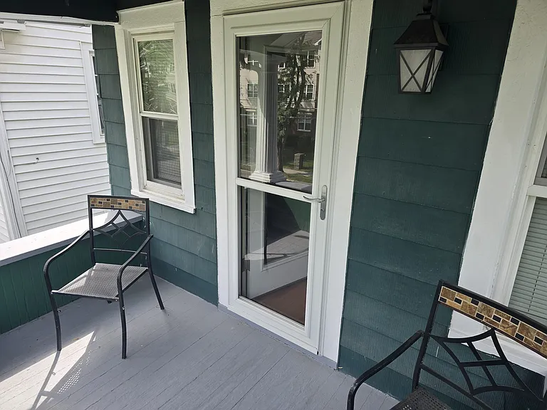 224 S Allen St — Photo 48