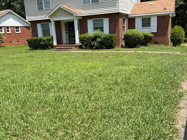 6001 Idlebrook Dr, Charlotte, NC 28212