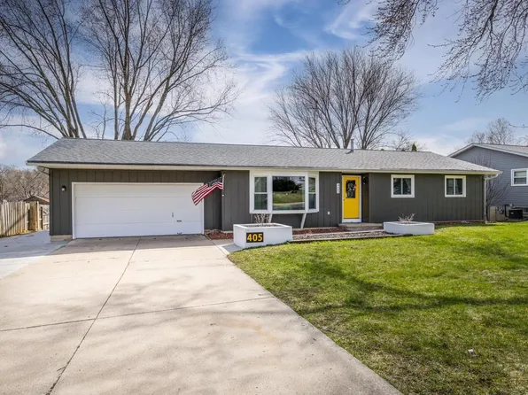 405 Acker Pky, Deforest, WI 53532