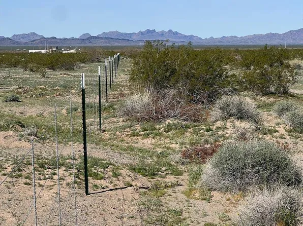 54400-2 62nd St, Salome, AZ 85348