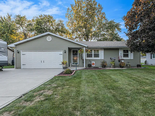 612 S 22nd St, Chesterton, IN 46304