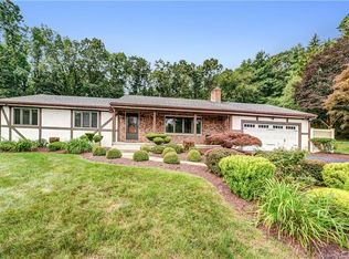 27 Legrand Rd, North Haven, CT 06473