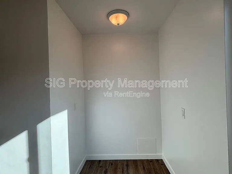 1163 Winchester Ave #5 — Photo 4
