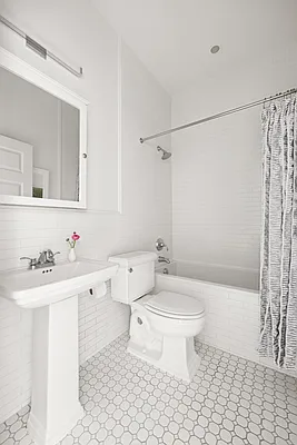 Sold by Compass | media 7