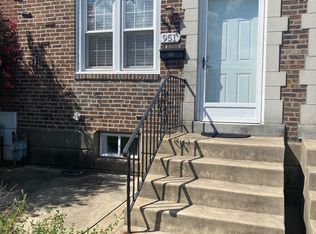 951 Brenton Rd, Drexel Hill, PA 19026