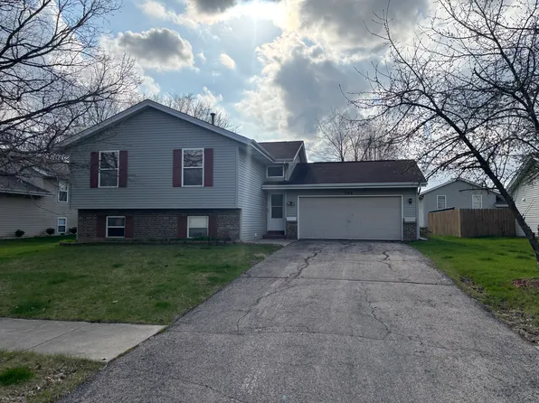 392 Joyce Ave, Rockford, IL 61107