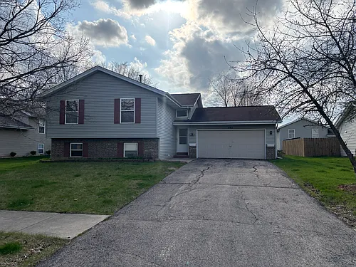 392 Joyce Ave Photo 1