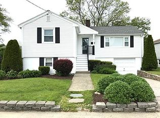 15 D St, Hull, MA 02045