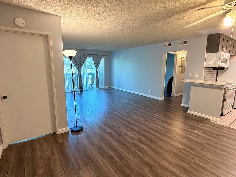 576 N Bellflower Blvd #235 — Photo 4