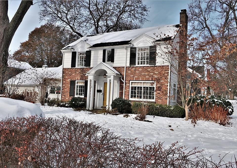 1st image of 143 Willowbend Rd