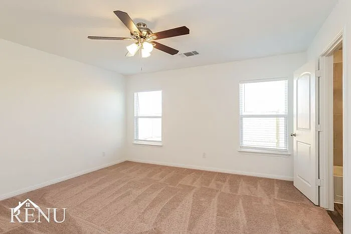 137 Scarborough Bnd — Photo 12