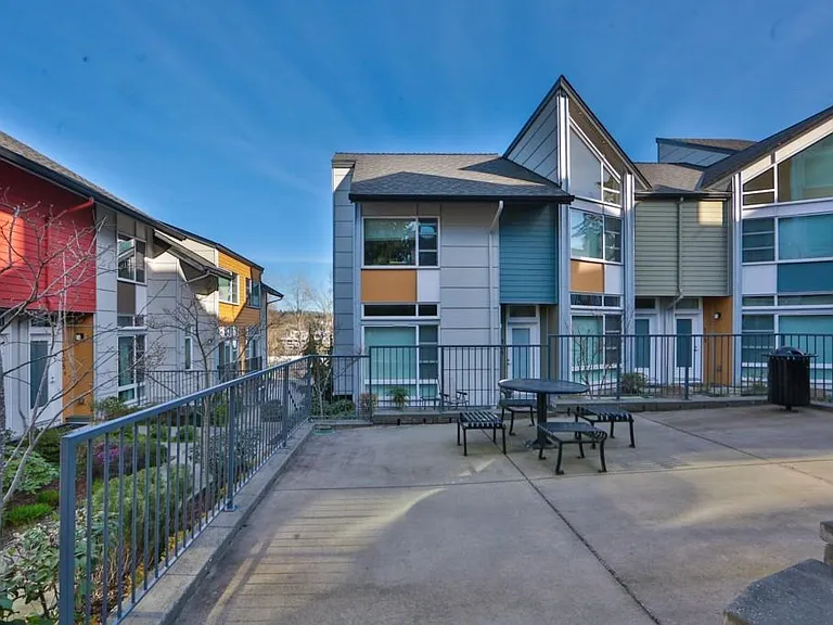 15212 NE 81st Way — Photo 4