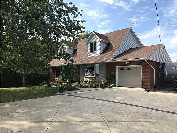 4th image of 3076 Grassie Rd