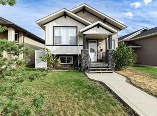 45 W Coachman Way, Blackfalds, AB T4M 0A5