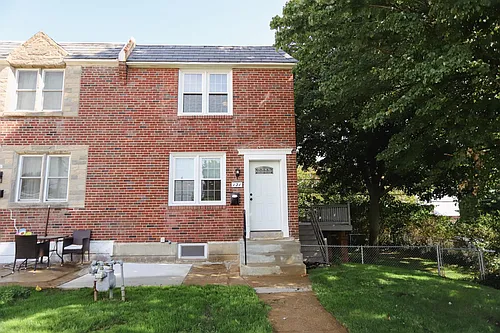 121 Alverstone Rd Photo 1