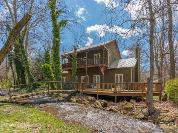 55 Roth Stream Dr, Waynesville, NC 28786