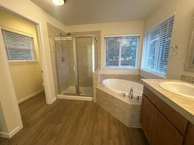 4315 Freemont St NE — Photo 21