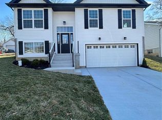 218 Lithia Ave, Saint Louis, MO