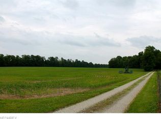 5949 Moff Rd, Atwater, OH 44201