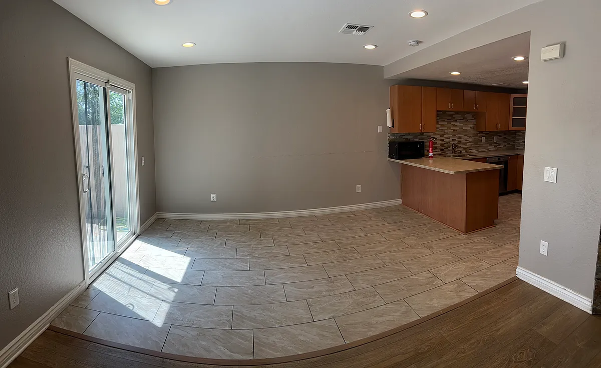 Building Photo - 8463 Sunset Trail Pl #321