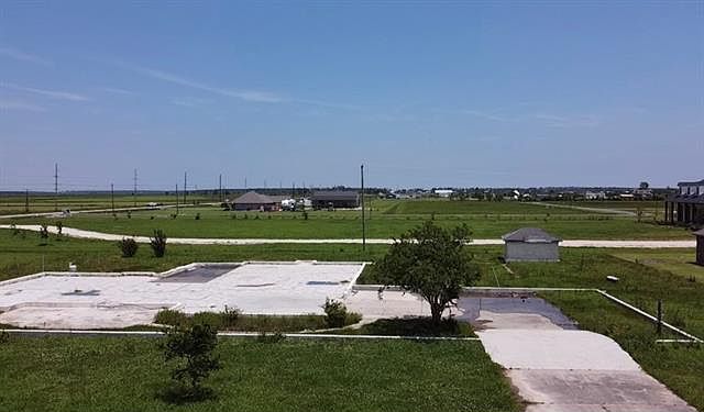 1st image of 5832 Jubilee Ln