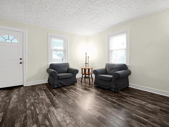 4th image of 1317 N Jackson Ave