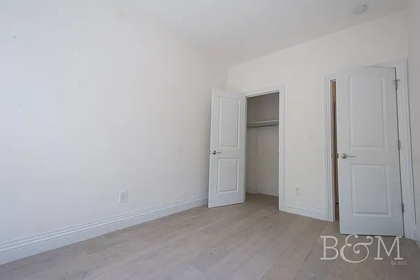 Rented by Brick&Mortar | media 27