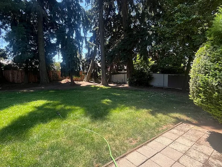 980 Sherwood Pl — Photo 22