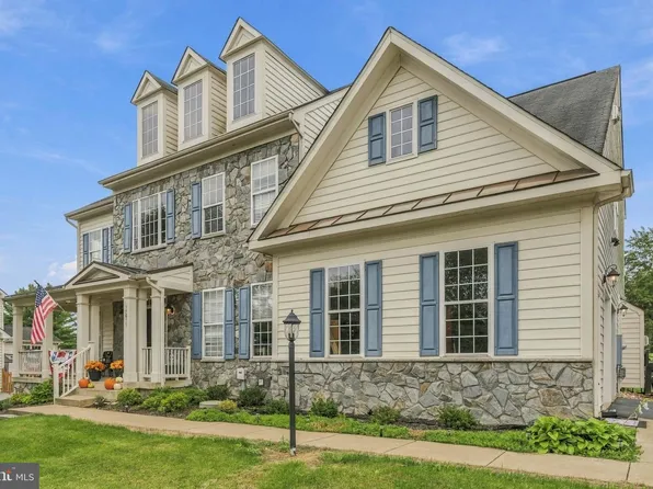 17659 Hamilton Heights Ct, Hamilton, VA 20158