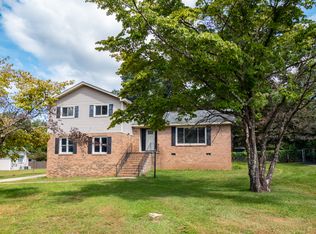 2515 Redwood Dr, Dalzell, SC 29040