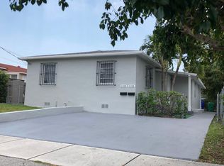 1152 SW 9th St, Miami, FL 33130