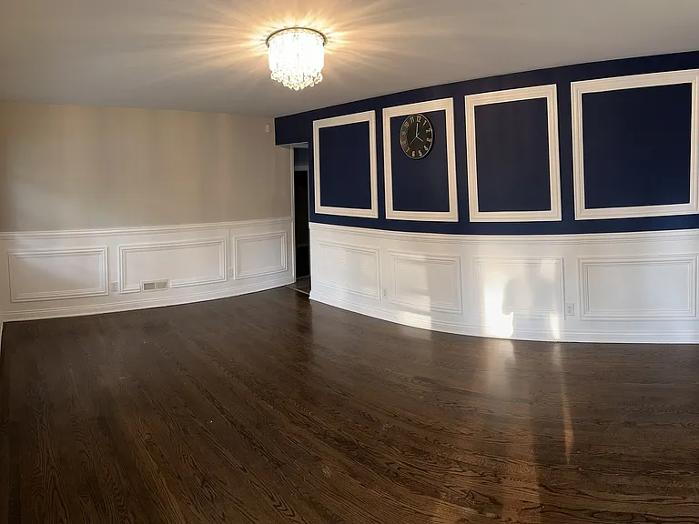 15509 Park Ln — Photo 3