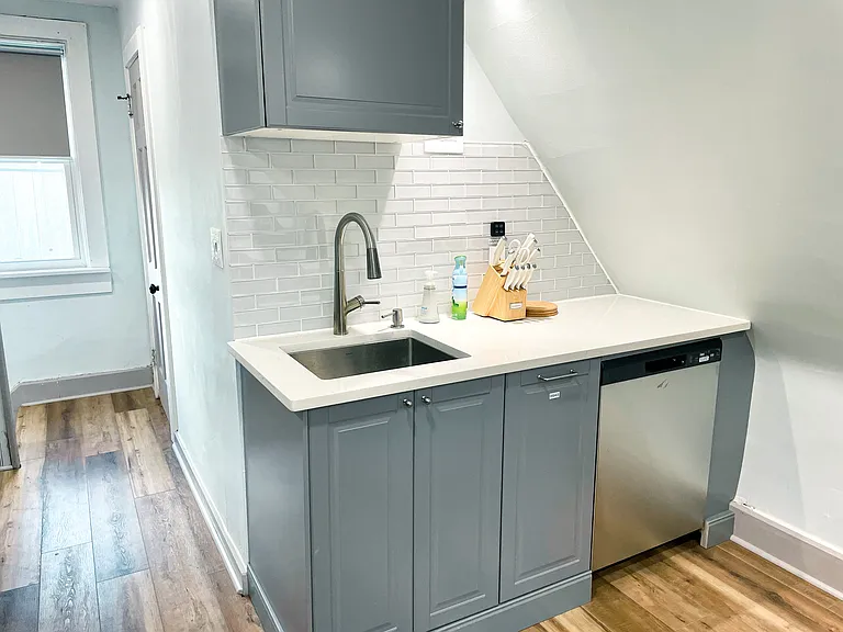 322 W McMillan St #3 — Photo 6