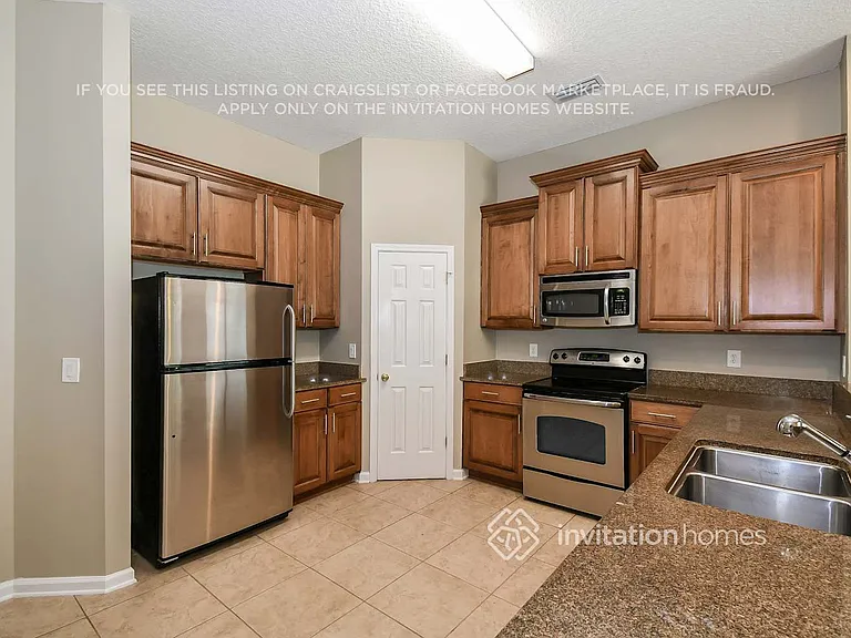 104 Moultrie Crossing Ln — Photo 9