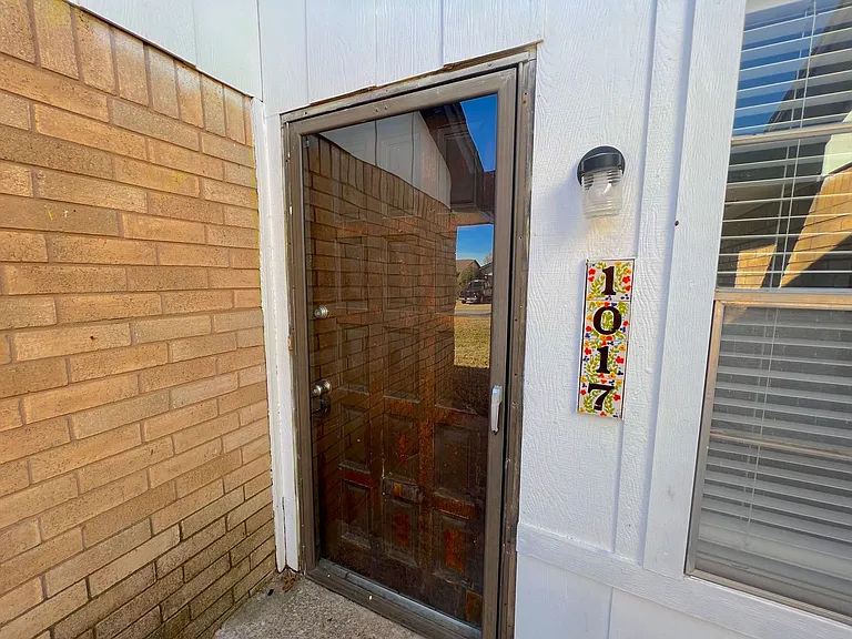 1017 S Neptune Rd — Photo 4
