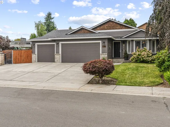 12518 NW 33rd Ave, Vancouver, WA 98685