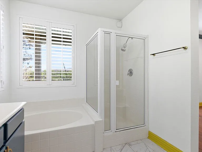 23732 Bella Vista Rd — Photo 19