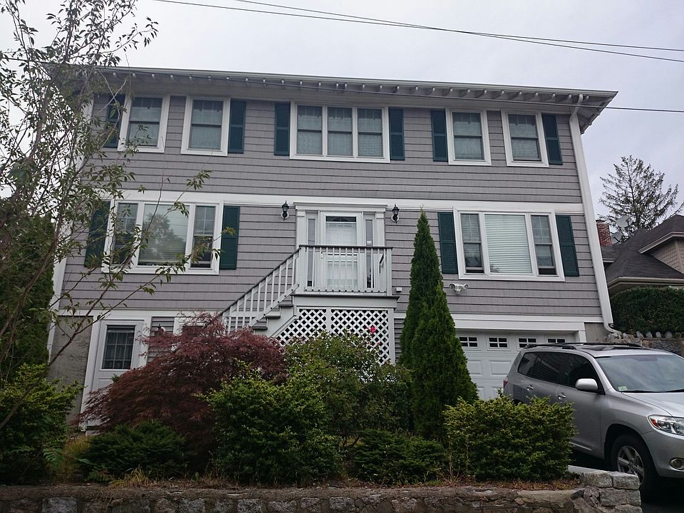 2nd image of 1 Fairlane Rd