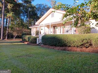 115 Log Cabin Rd, Eastman, GA 31023