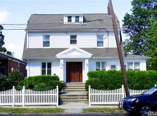4302 170th St, Flushing, NY 11358