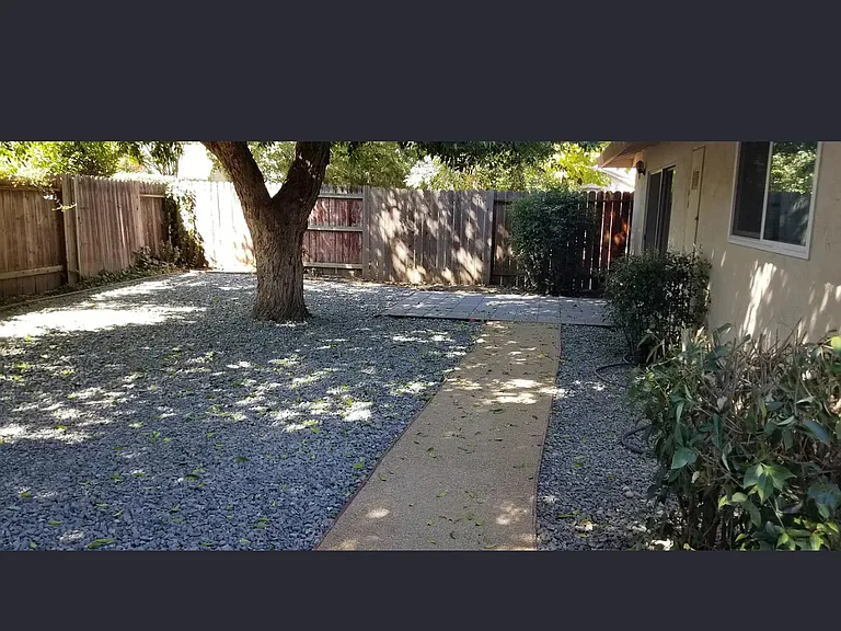 219 La Vida Way — Photo 16