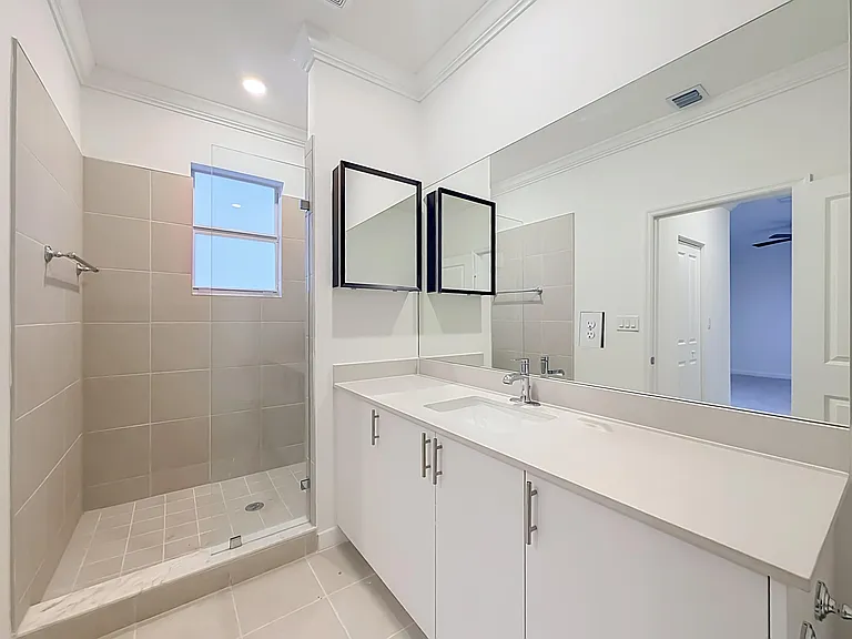 18849 SW 315th St — Photo 30