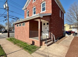 1 Wall St APT 1, Raritan, NJ 08869
