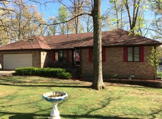 211 Springview Dr, Paducah, KY 42003