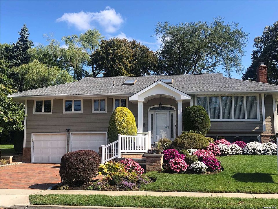2nd image of 8 Neil Dr