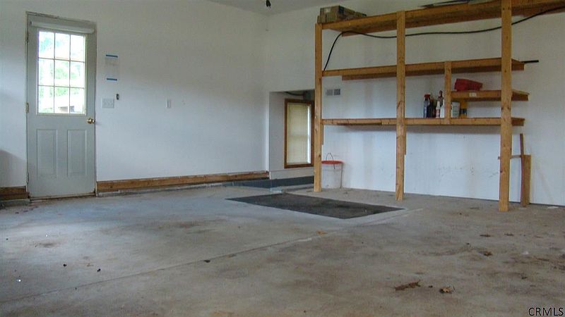 2nd image of 31 GREY FOX Drive