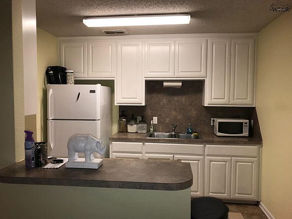 3rd image of 1640 Kell Blvd