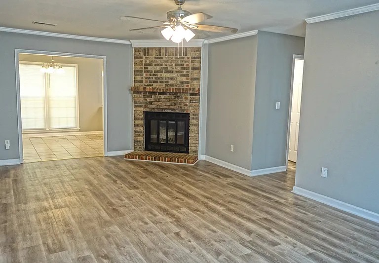111 Scarlet Oak Cir — Photo 5