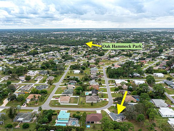 5th image of 1997 SW Swift Avenue